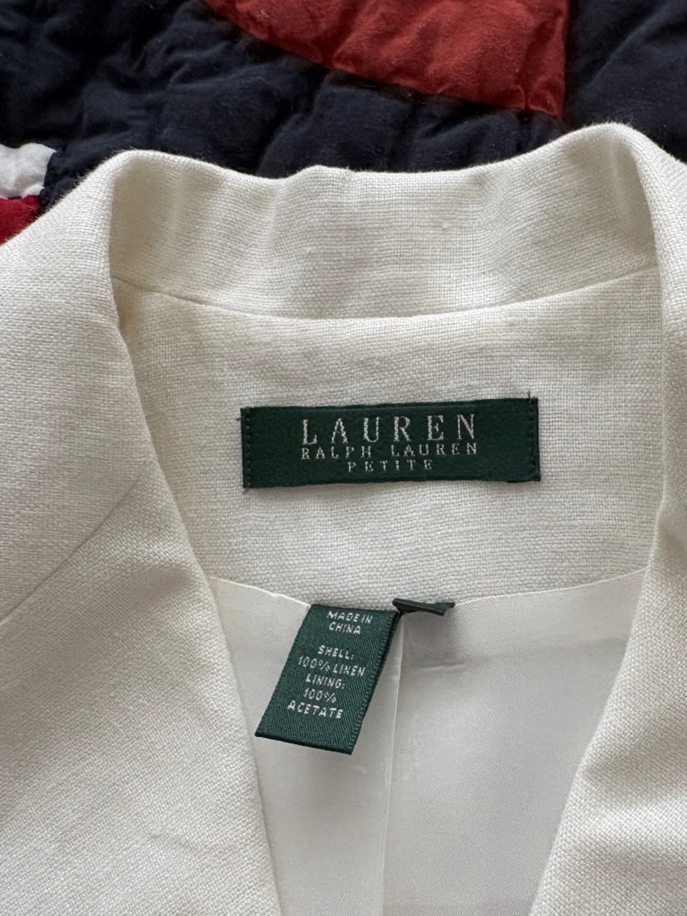 Elegant, Classic Ralph Loren White Linen Blazer 4P - Picture 2 of 6